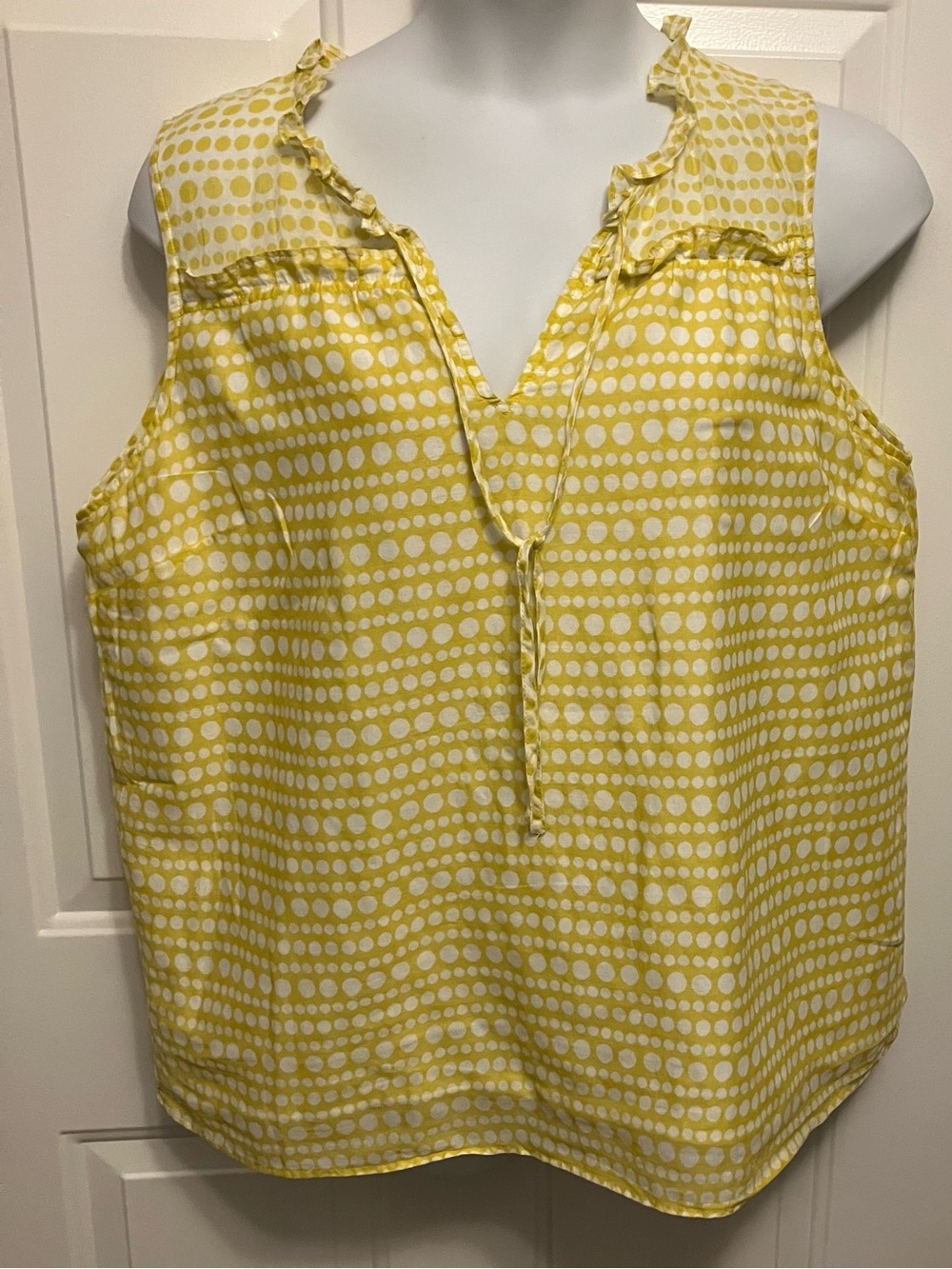 Boden Sz 16 XL Yellow White Polka Dot Ruffle V-Neck Tank Shirt Baby Doll Top